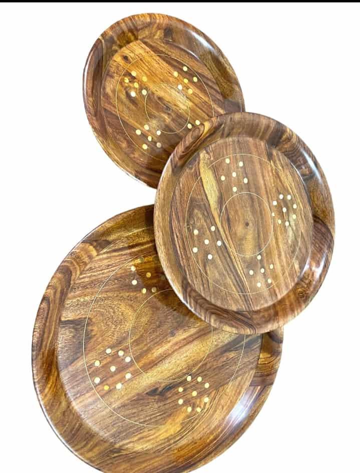 Elegant Brass Plate Set